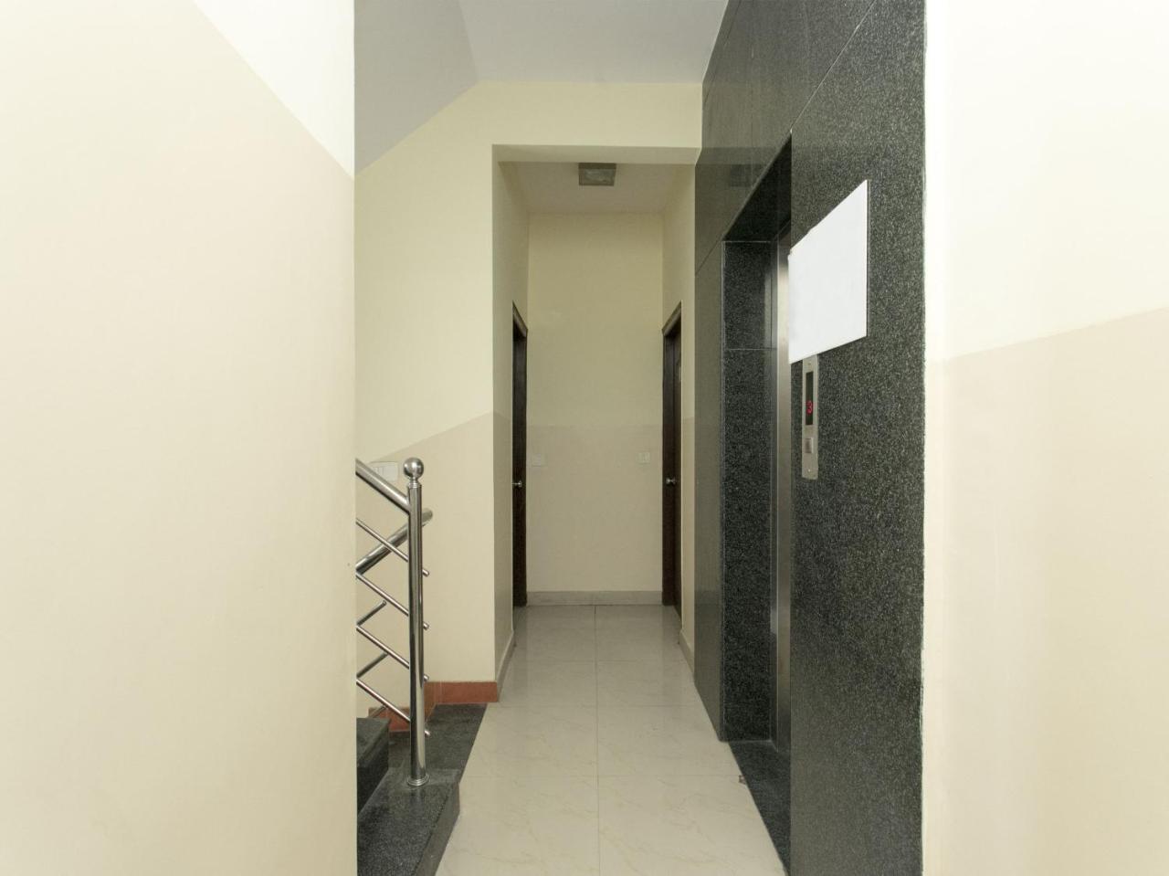 Oyo 10378 Hotel Hibiscus Mayflower Bengalúr Exteriér fotografie
