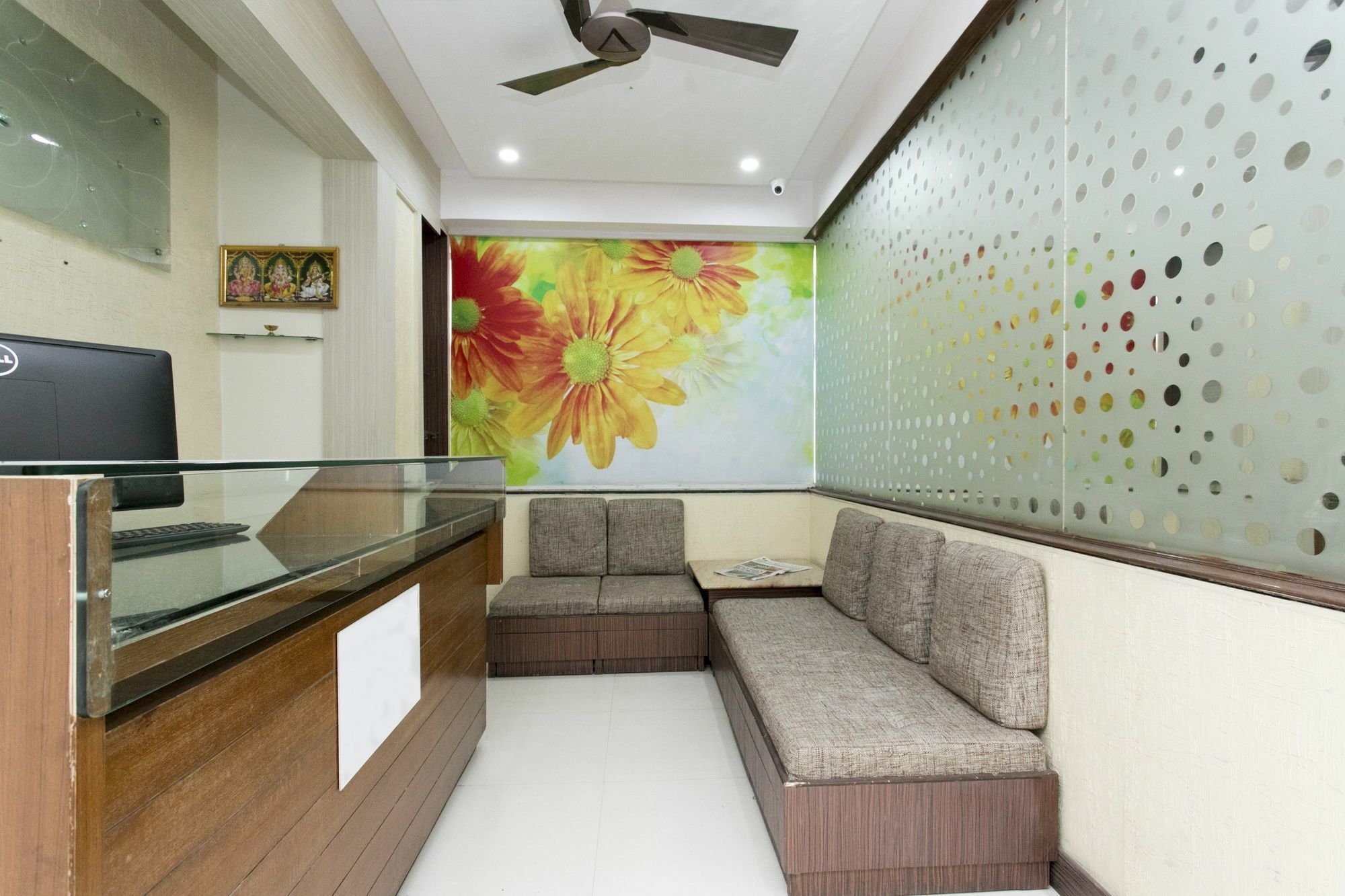 Oyo 10378 Hotel Hibiscus Mayflower Bengalúr Exteriér fotografie